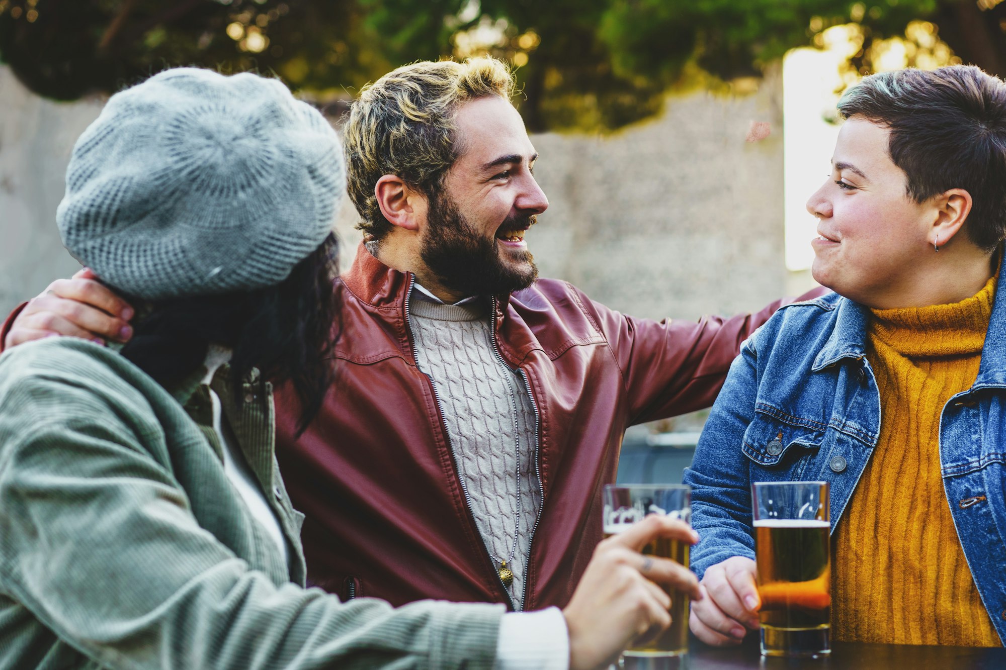 Friends meets at the outdoors pub